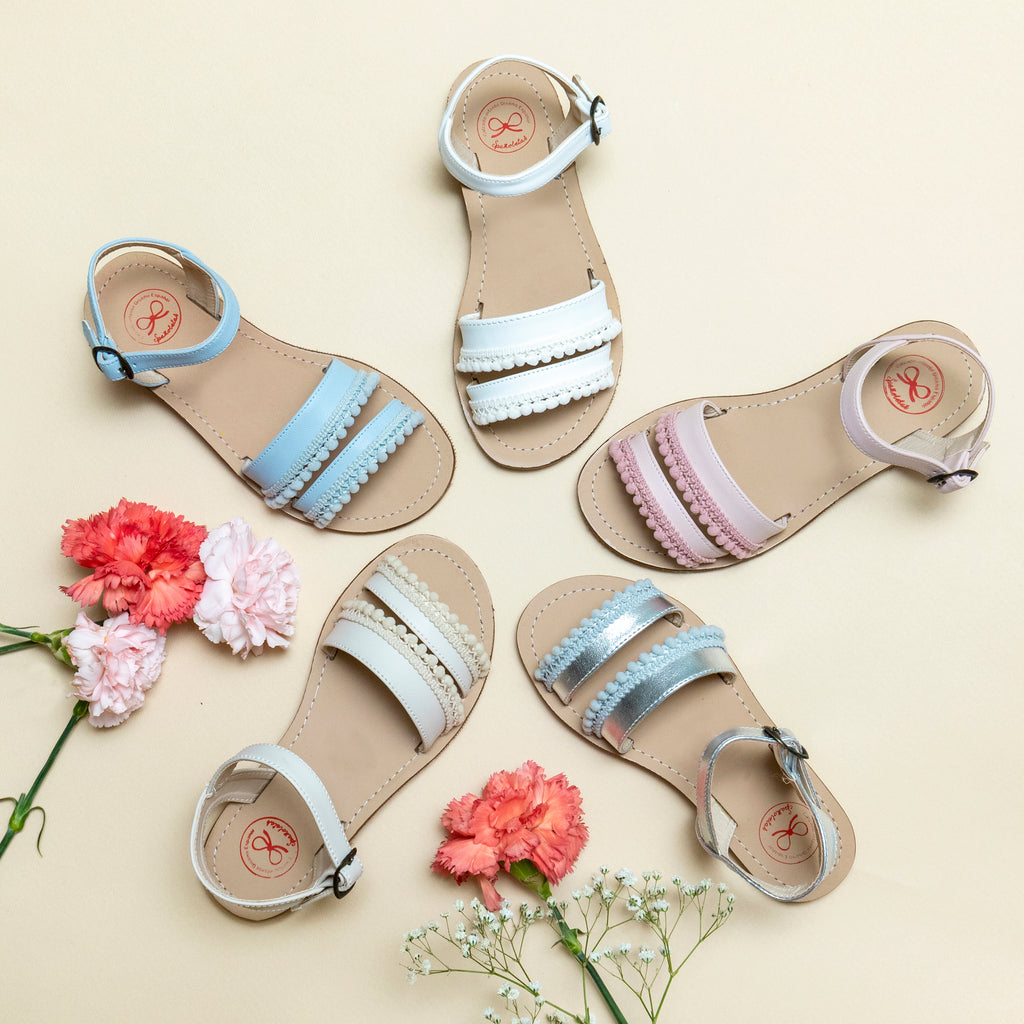 Sandalias con borla para niña – calzado infantil español hecho a mano – Spañoletas México